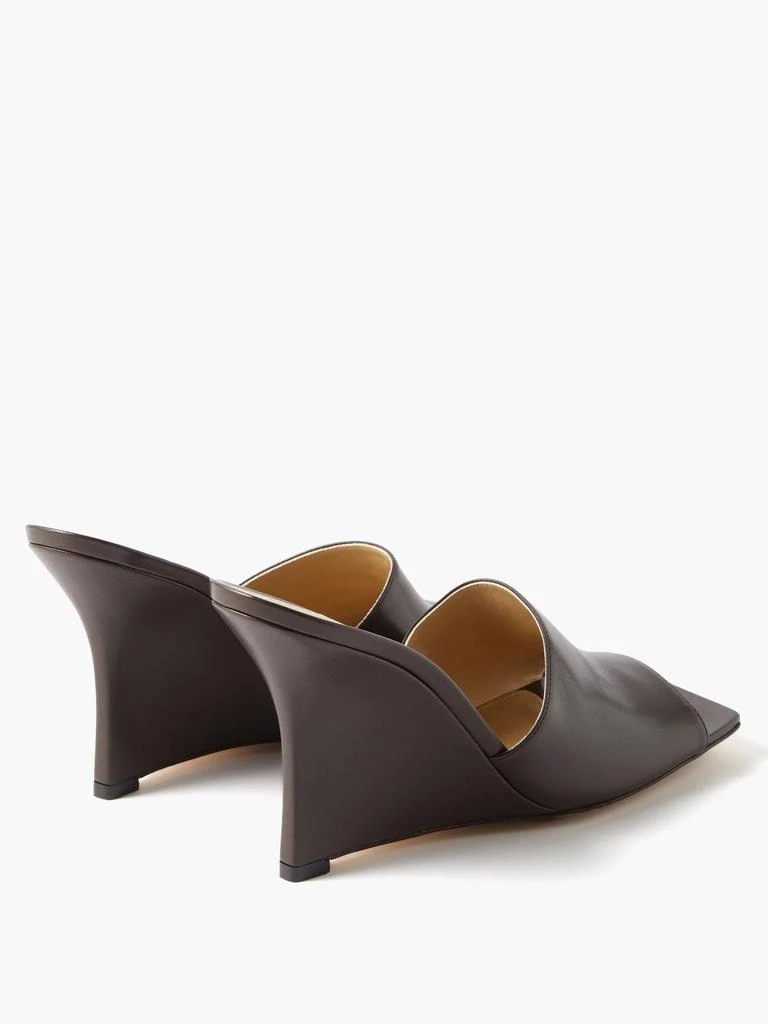 商品Bottega Veneta|Stretch square-toe leather wedge mules,价格¥7652,第4张图片详细描述