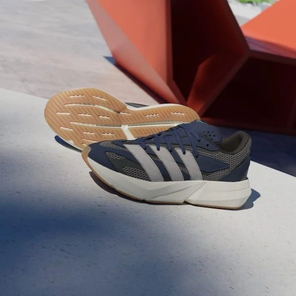 商品Adidas|Lightblaze Shoes,价格¥316,第3张图片详细描述