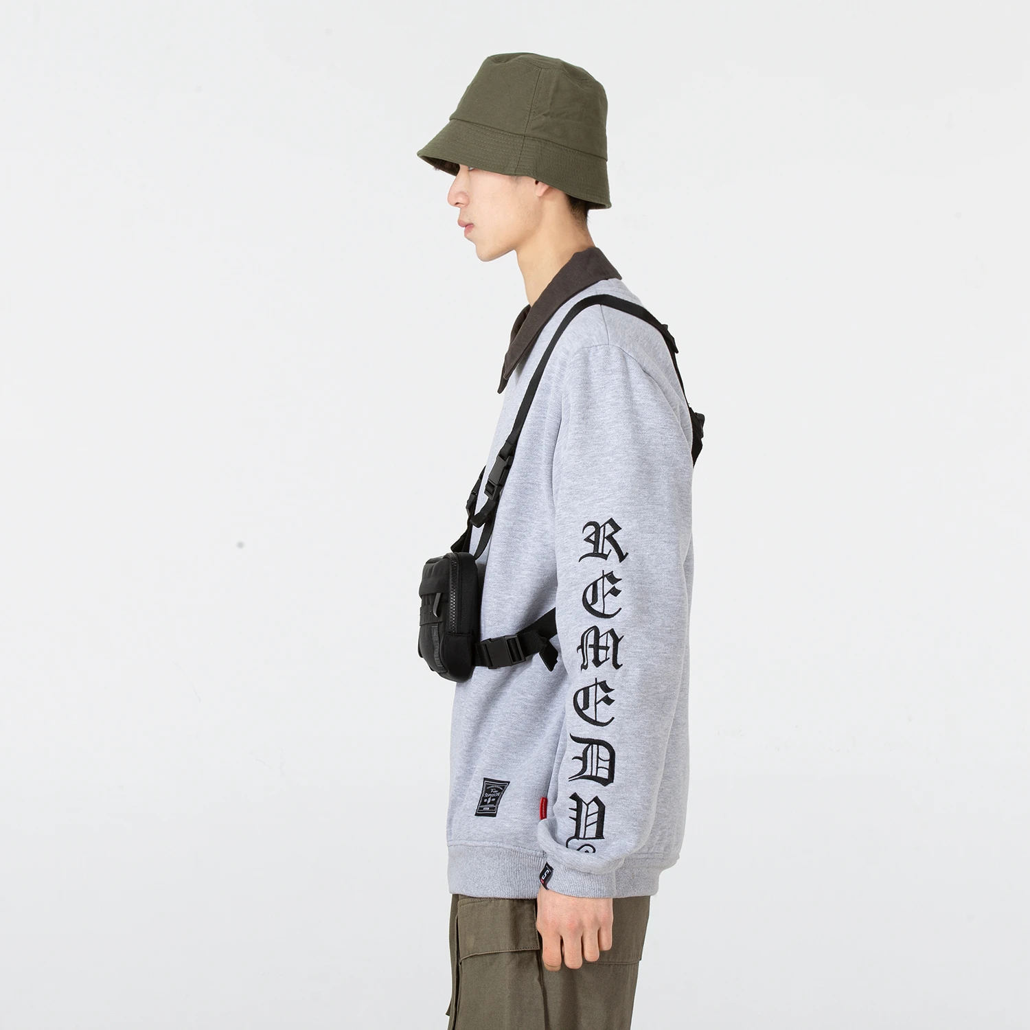 TE CHEST BAG男女单肩包斜挎包腰包胸包 商品