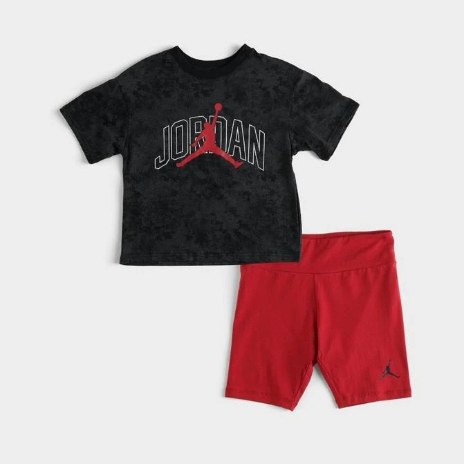 商品Jordan|Girls' Infant Jordan Flight T-Shirt and Bike Shorts Set,价格¥75,第1张图片