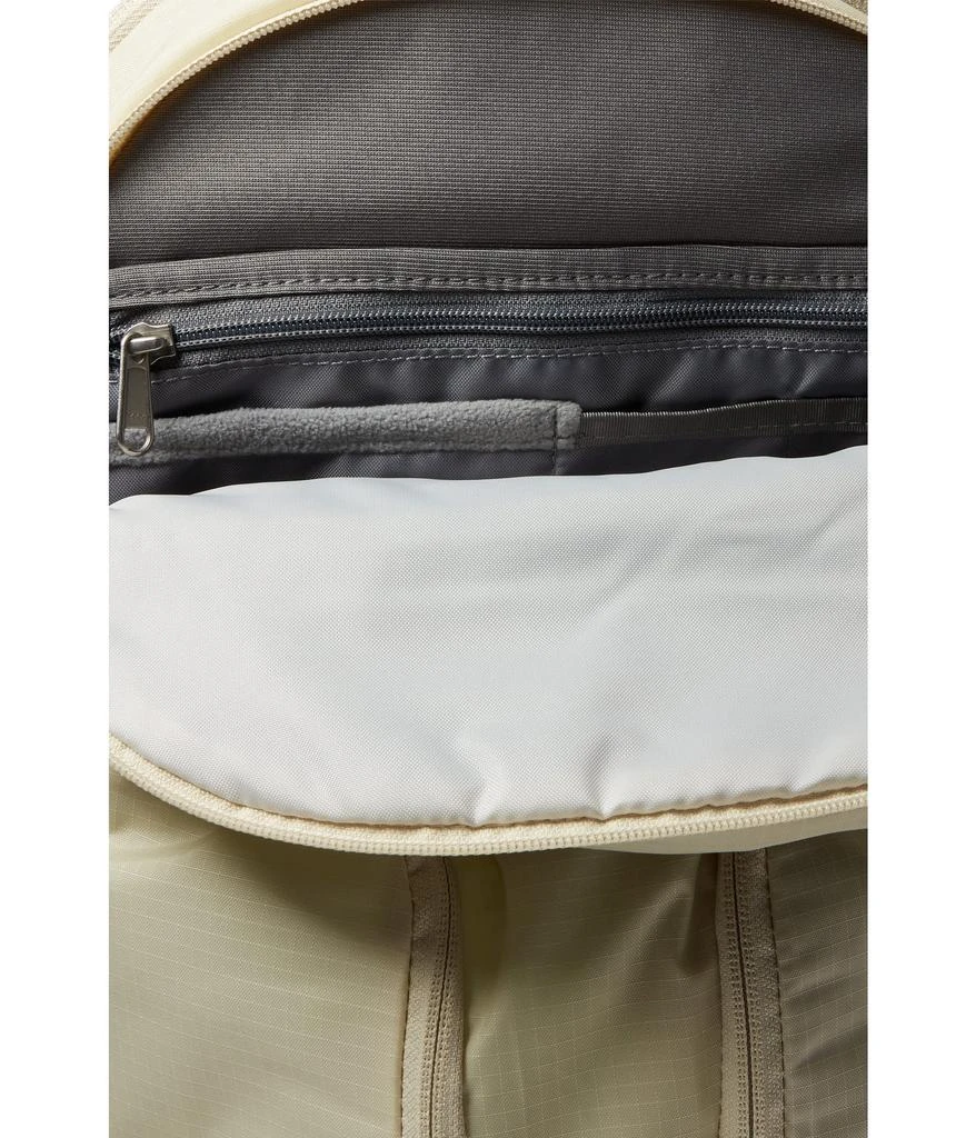 商品The North Face|Women's Surge,价格¥993,第4张图片详细描述