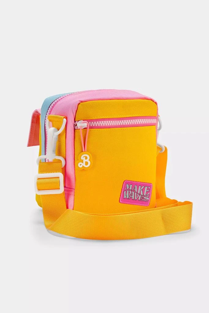 商品Retrospekt|Malibu Barbie 600 Instant Camera Bag,价格¥271,第3张图片详细描述