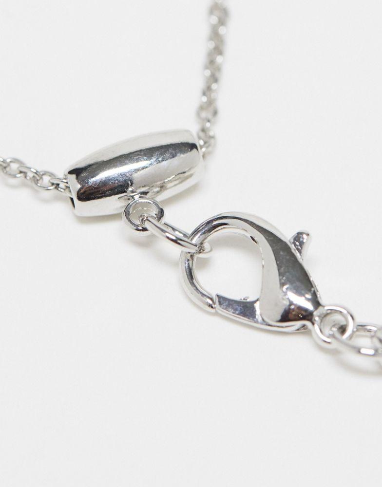 商品Reclaimed Vintage|Reclaimed Vintage unisex chunky heart and chain 2 pack necklaces,价格¥98,第6张图片详细描述