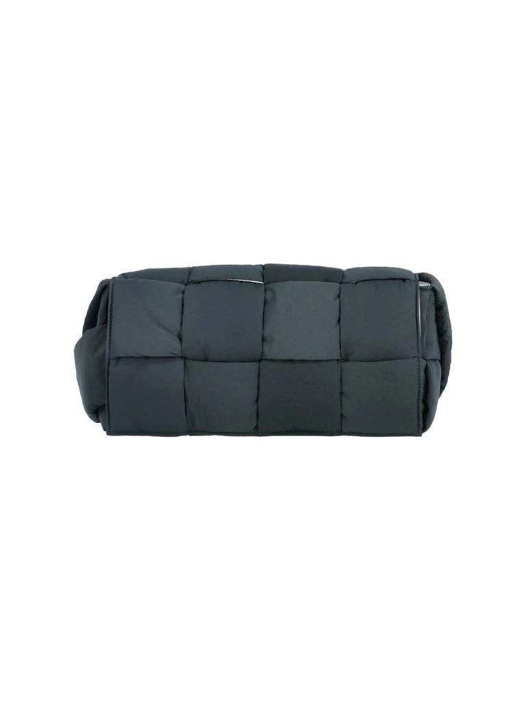 商品Bottega Veneta|Bottega Veneta Padded Tech Cassette Bag,价格¥13322,第1张图片