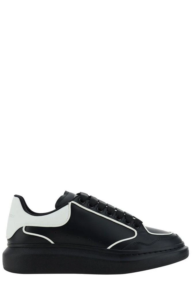 商品Alexander McQueen|Alexander McQueen Round-Toe Low-Top Sneakers,价格¥4891,第1张图片