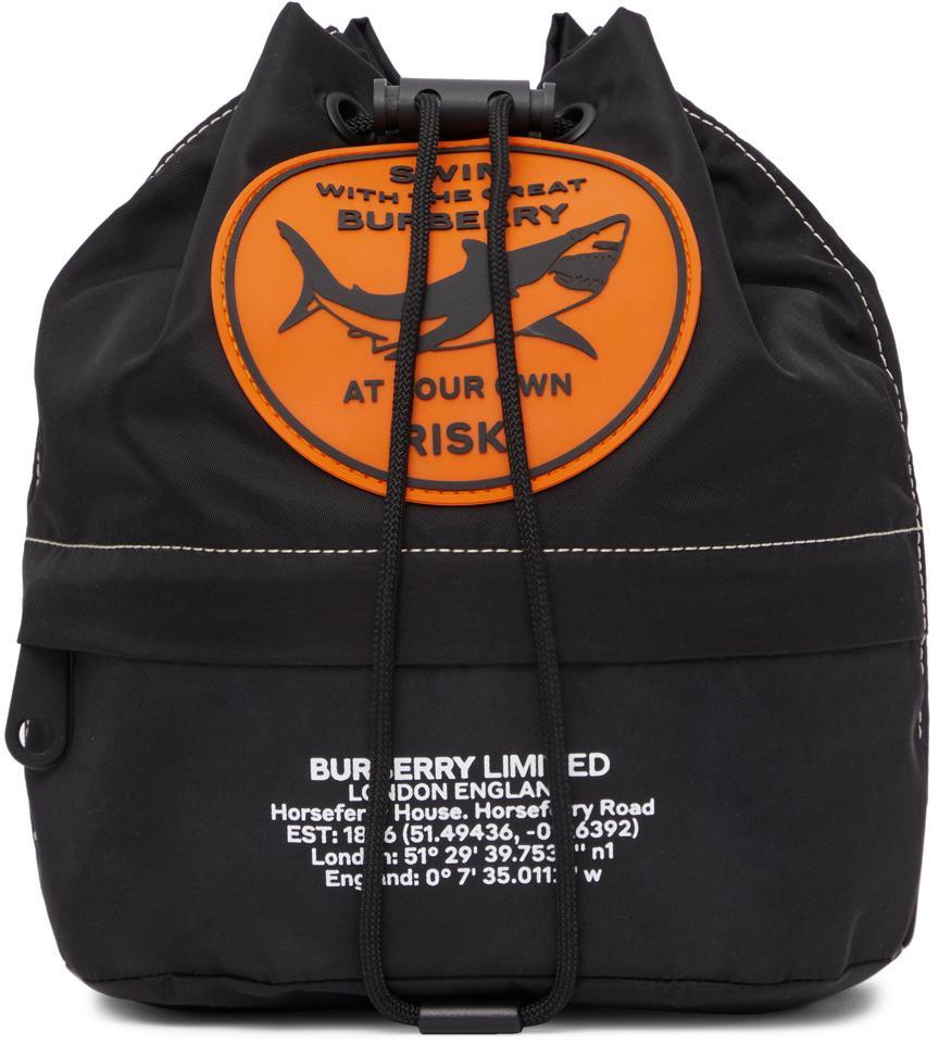 商品Burberry|Black Nylon Badge Appliqué Backpack,价格¥2867,第1张图片