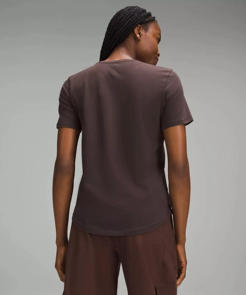 Love Curved-Hem Crewneck T-Shirt 商品
