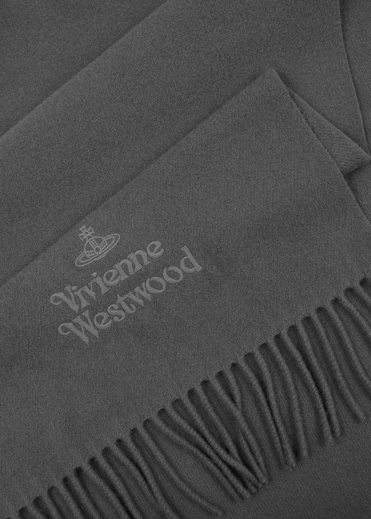 商品Vivienne Westwood|Logo-embroidered wool scarf,价格¥895,第3张图片详细描述