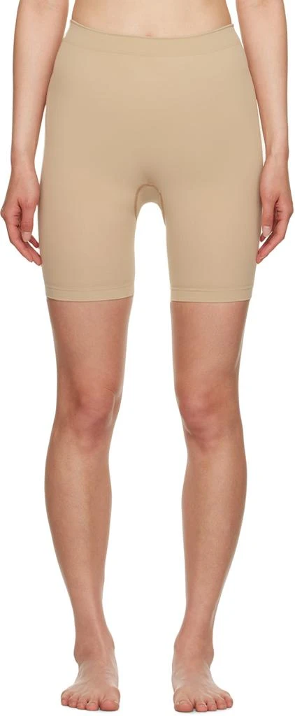 商品SKIMS|Beige Seamless Sculpt Mid Thigh Shorts,价格¥354,第1张图片