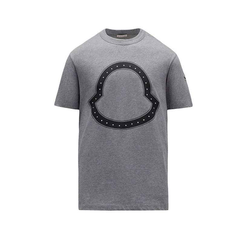 商品Moncler|【预售3-7天】Moncler/蒙克莱 22年秋冬新款 男士深灰色纯棉铆钉徽标短袖T恤H10918C000158390T989,价格¥2058,第1张图片