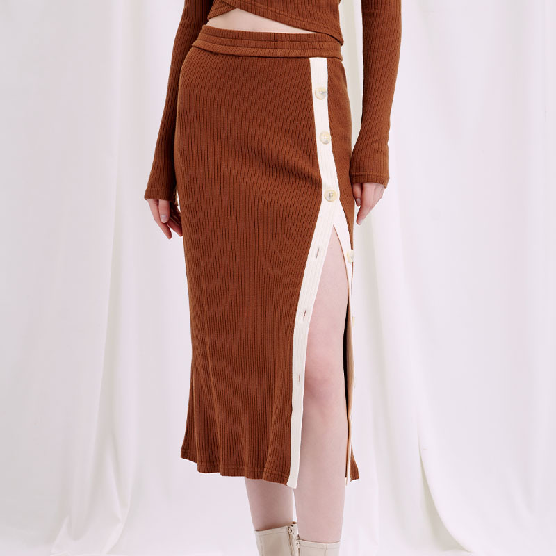 商品[国内直发] Petite Studio NYC|Daria针织半身裙 - 棕色 | Daria Knit Skirt - Cinnamon Brown,价格¥879,第1张图片