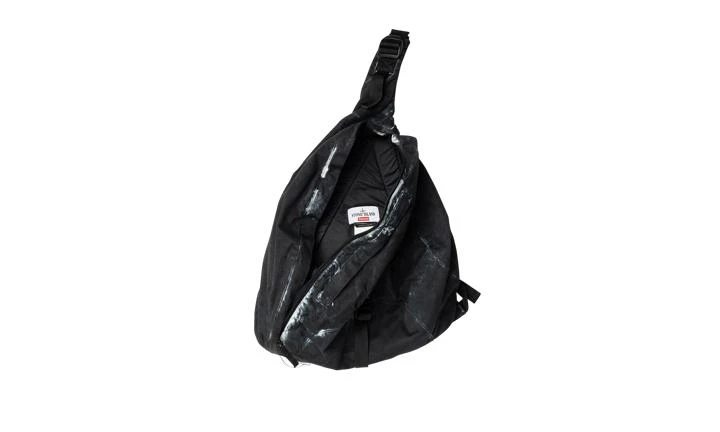 商品Supreme|Supreme Stone Island Printed Camo Nylon Shoulder Bag,价格¥3064,第5张图片详细描述