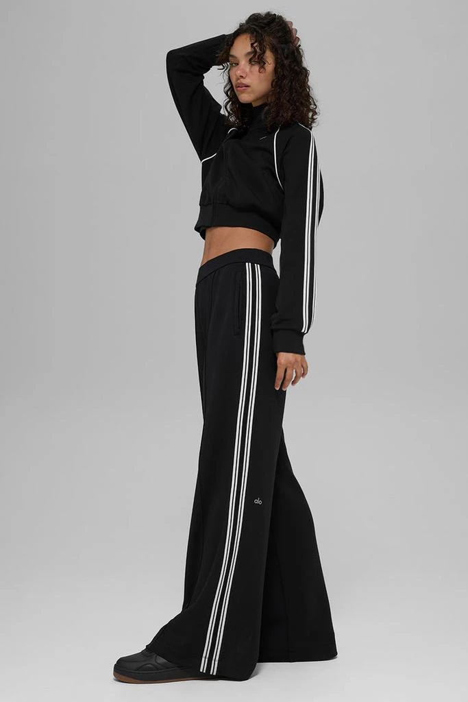 商品Alo|Track Star Wide Leg Pant (Long) - Burgundy,价格¥1125,第5张图片详细描述