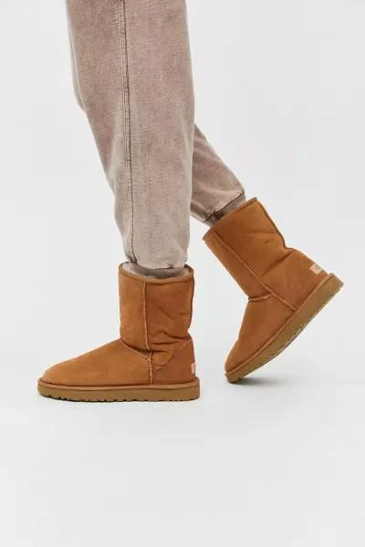 商品UGG|UGG 经典款中长款靴,价格¥1350,第4张图片详细描述