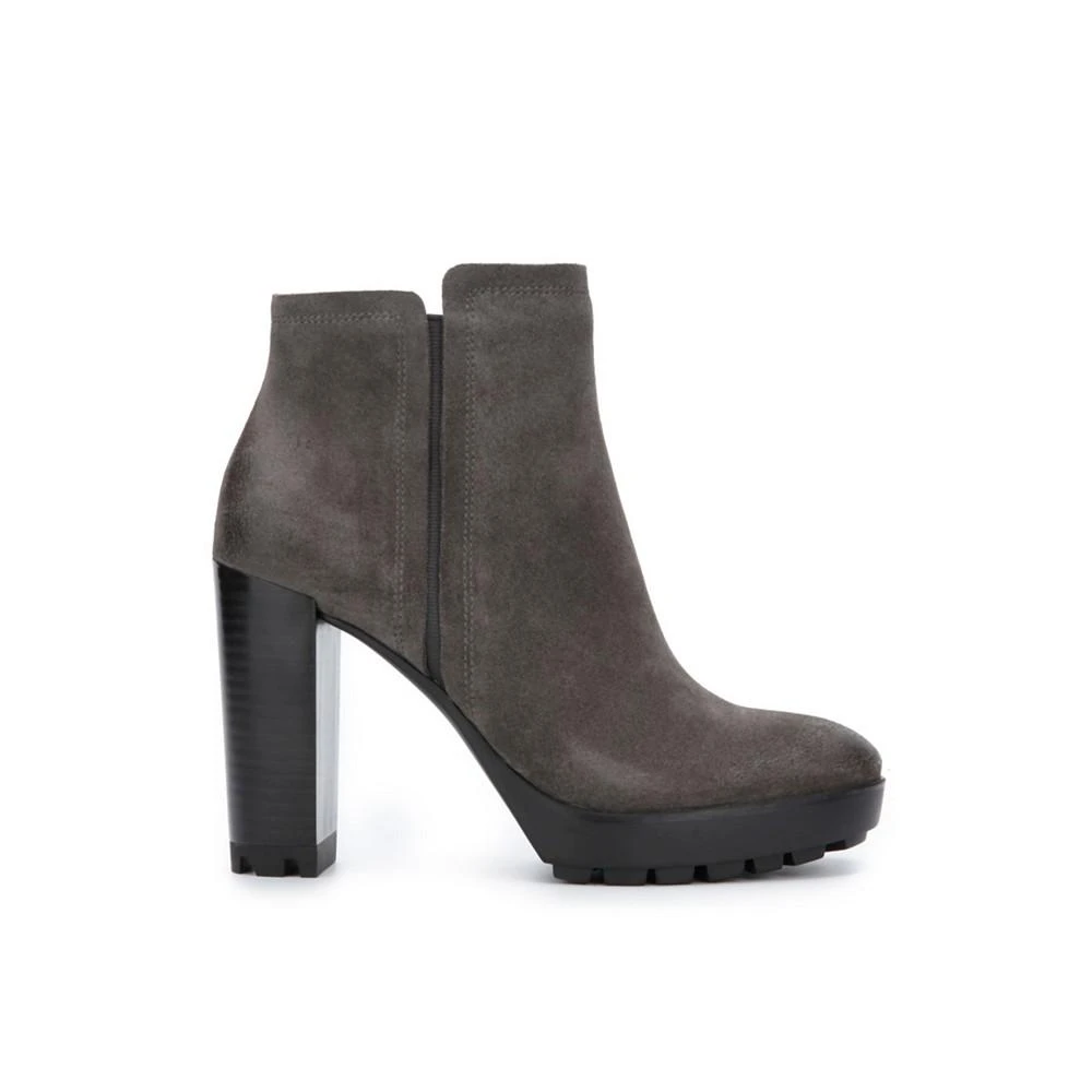 商品Kenneth Cole|Women's Justin Lug Sole Chelsea PG Booties,价格¥1476,第2张图片详细描述