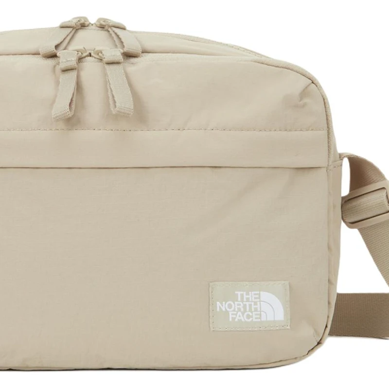 商品[国内直发] The North Face|北面 品牌Logo标志 尼龙 单肩斜挎包 中号 男女同款情侣款 浅米色,价格¥662,第4张图片详细描述