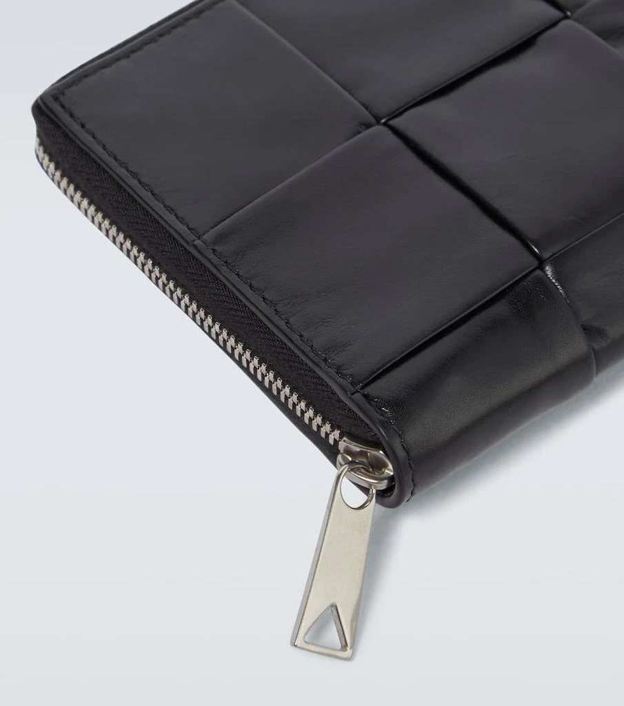 商品Bottega Veneta|Intreccio编织拉链皮革钱包,价格¥6249,第4张图片详细描述