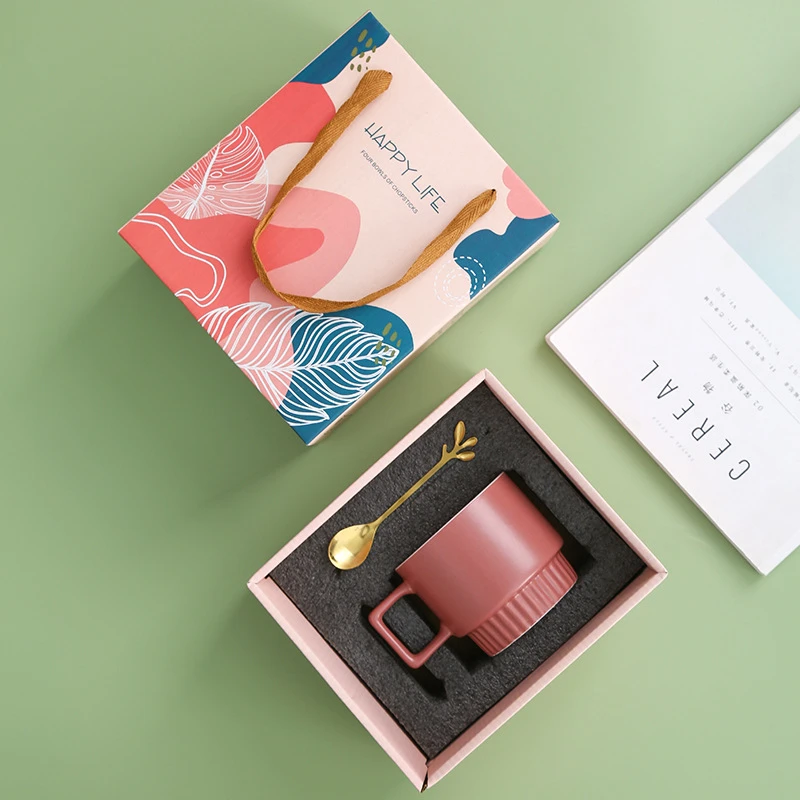 北欧轻奢陶瓷马克杯ins高颜值叠叠杯带勺咖啡杯礼盒装 商品