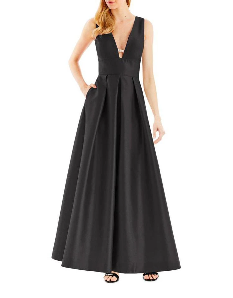 商品Nicole Miller|Pleated Fit & Flare Gown,价格¥1895,第1张图片