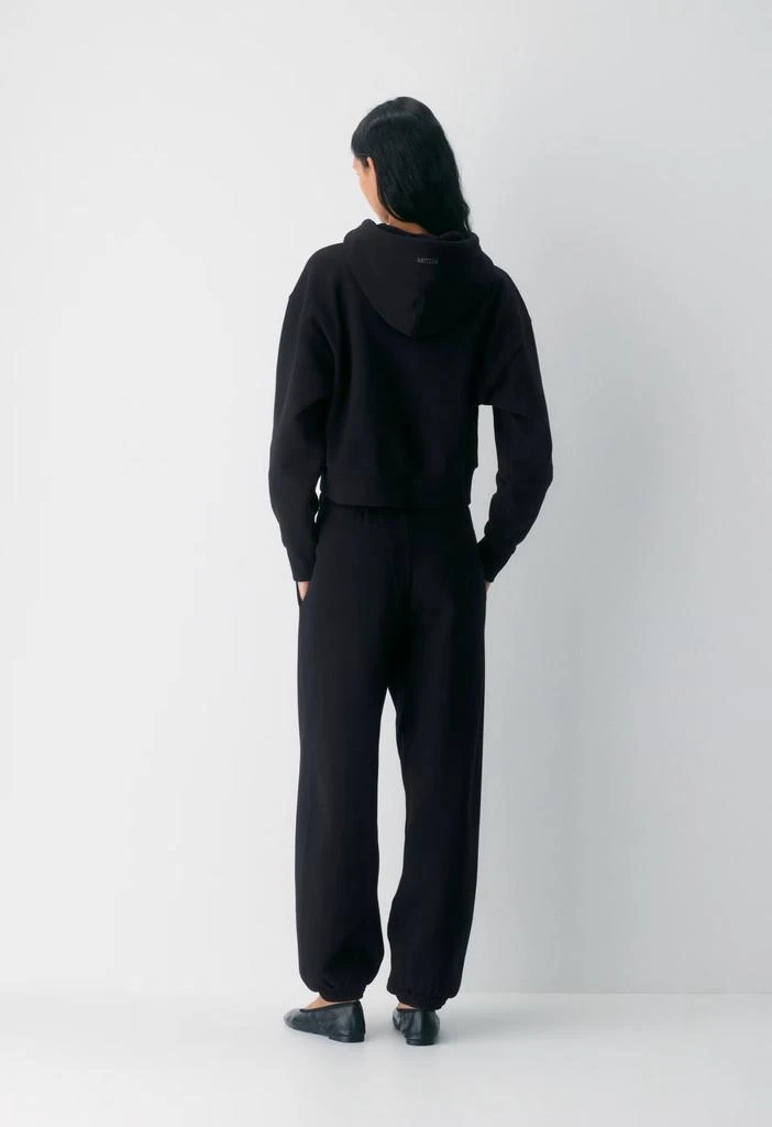 商品Aritzia|Cozy Sweatfleece Boyfriend Boxy Zip Hoodie,价格¥597,第5张图片详细描述