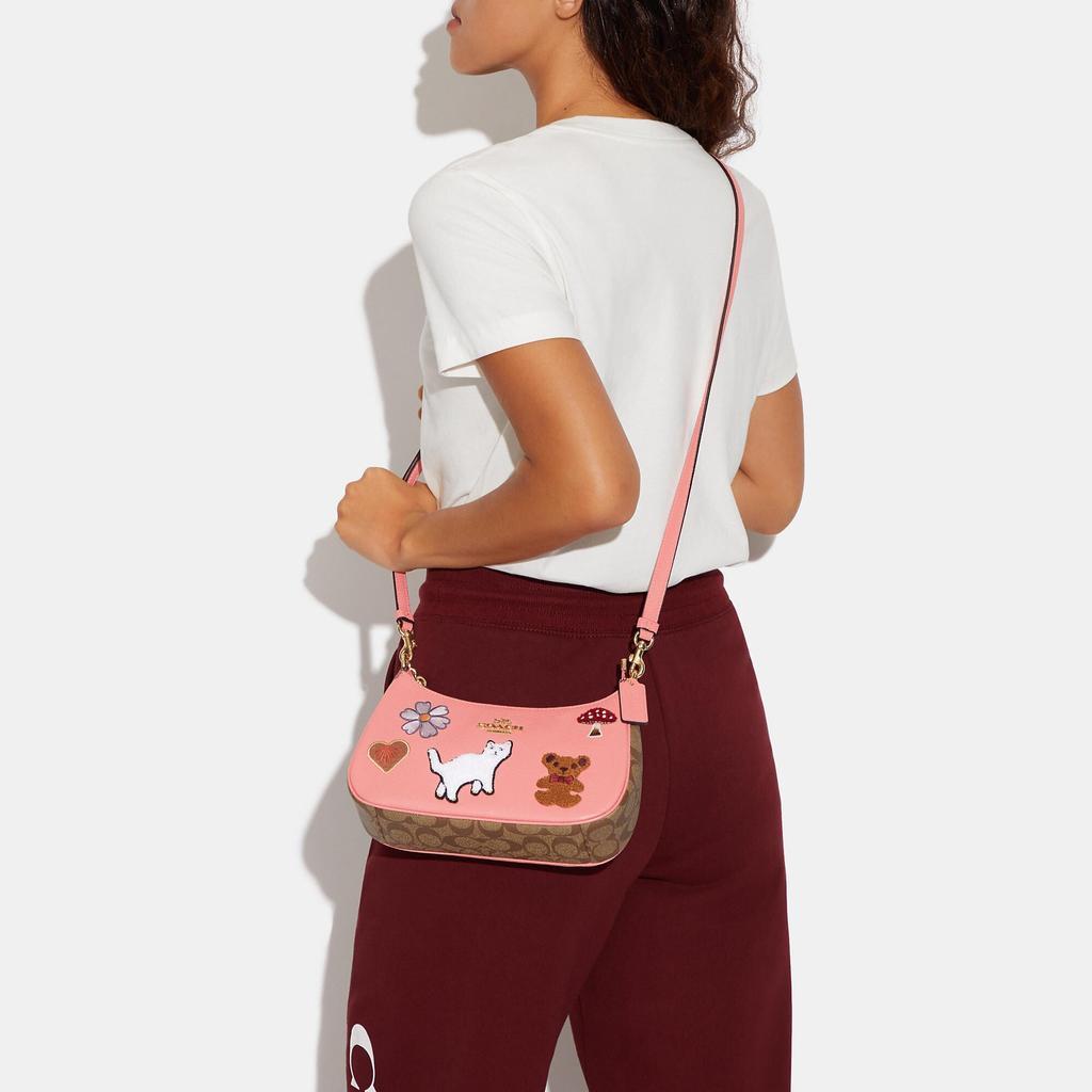 商品Coach|Coach Outlet Teri Shoulder Bag With Creature Patches,价格¥1044,第5张图片详细描述