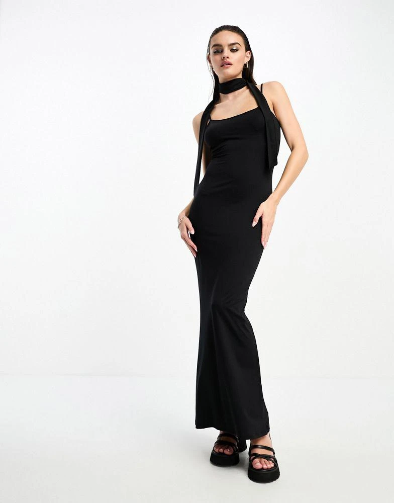 商品Bershka|Bershka strappy slinky maxi dress in black,价格¥208,第1张图片