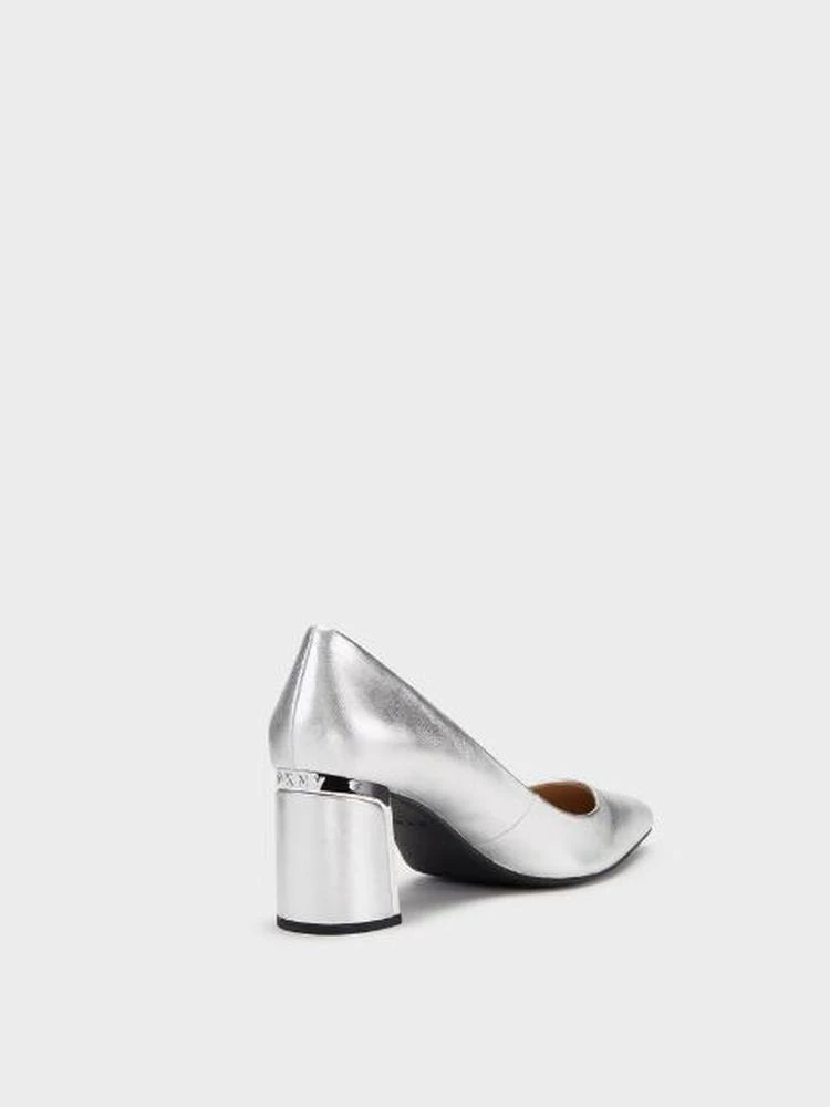 商品DKNY|Elie Metallic Mirror Pump,价格¥599,第2张图片详细描述