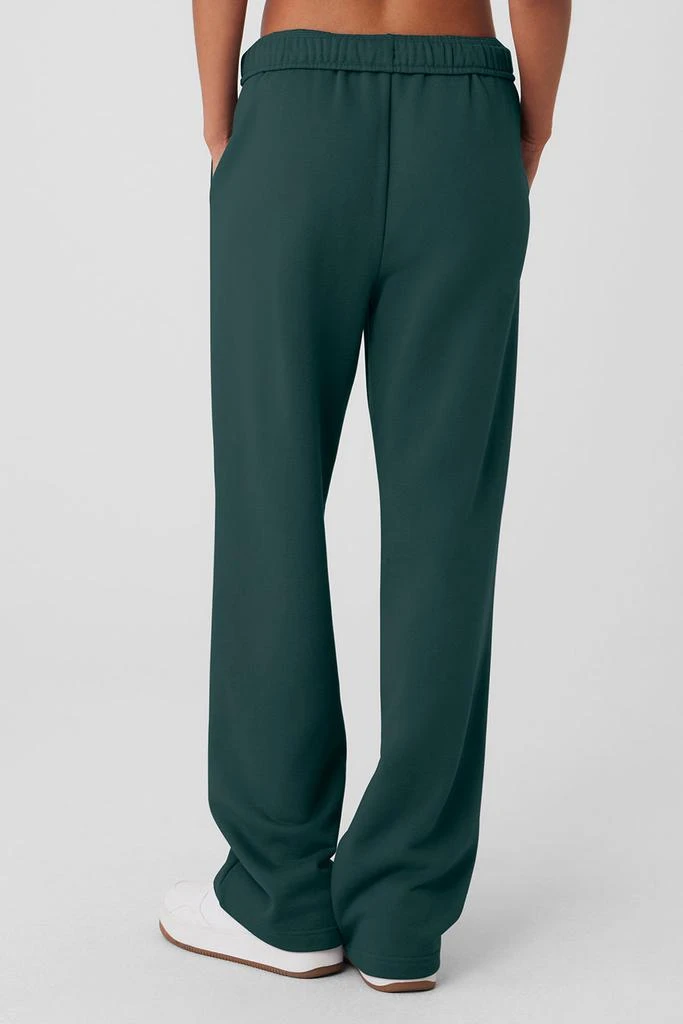 商品Alo|Accolade Straight Leg Sweatpant - Midnight Green,价格¥885,第3张图片详细描述