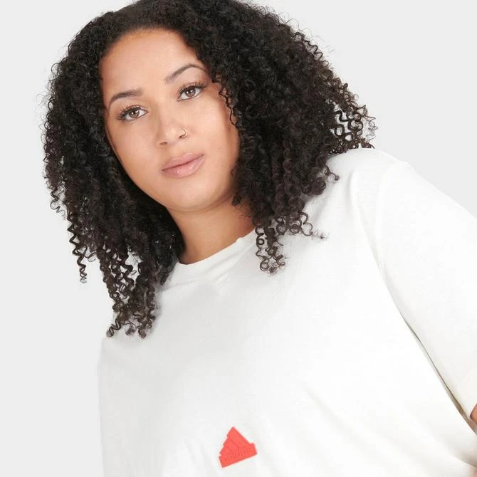 Women's adidas Logo T-Shirt (Plus Size) 商品