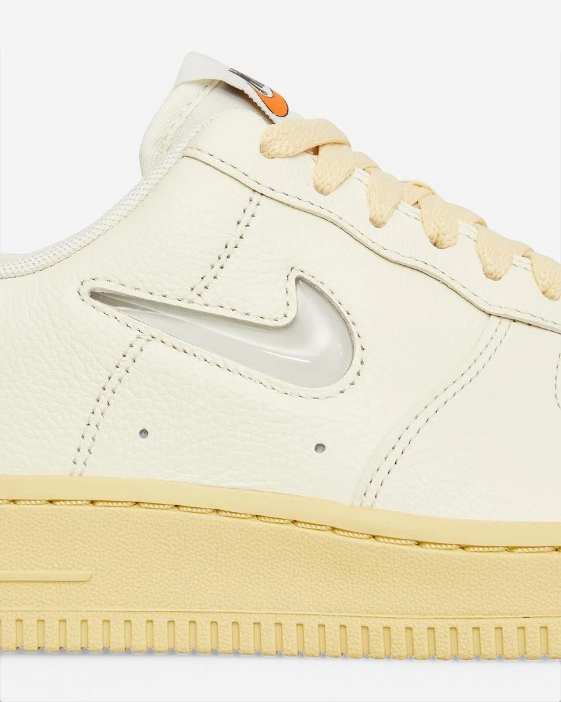 WMNS Air Force 1 '07 LX Sneakers Coconut Milk 商品