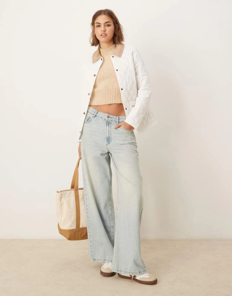商品Barbour|女式 Annandale 绗缝夹克（雪白色）,价格¥573,第3张图片详细描述