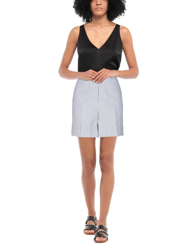 商品Thom Browne|Shorts & Bermuda,价格¥1841,第2张图片详细描述