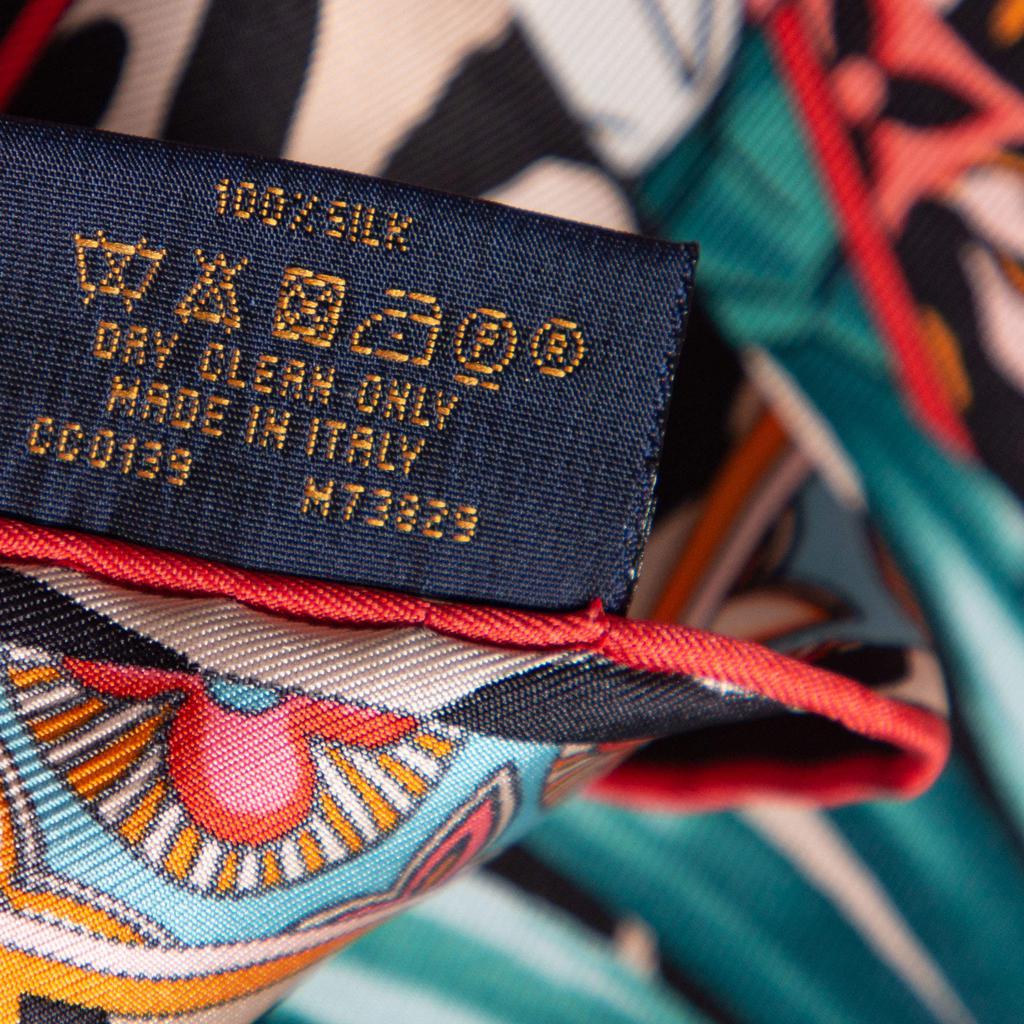 Louis Vuitton Multicolor Jungle Fever Silk Scarf商品第4张图片规格展示