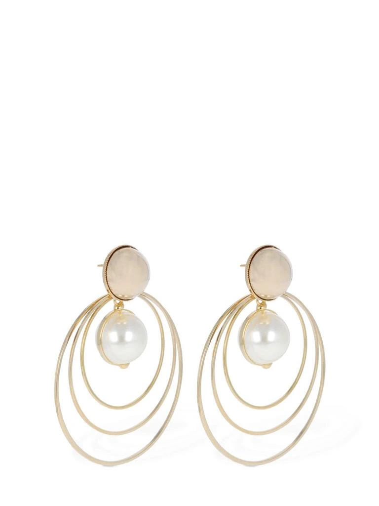商品ROSANTICA|Epica Imitation Pearl Pendant Earrings,价格¥886,第2张图片详细描述