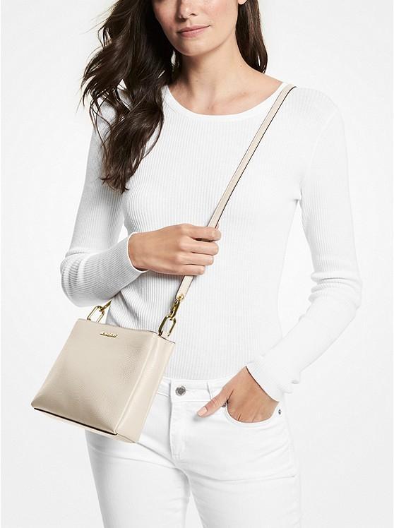 商品Michael Kors|Trisha Medium Pebbled Leather Crossbody Bag,价格¥886,第5张图片详细描述