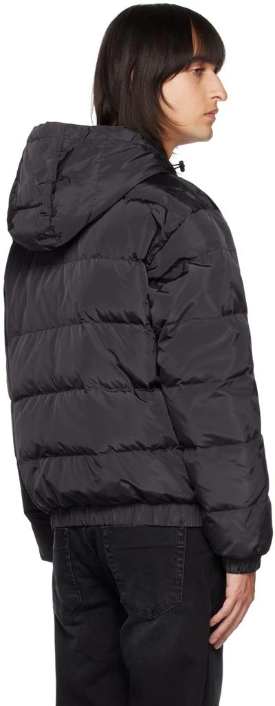 商品Versace|Black V-Emblem Down Jacket,价格¥2632,第3张图片详细描述