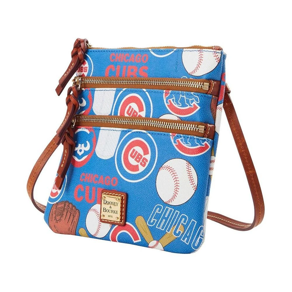 商品Dooney & Bourke|Women's Chicago Cubs Game Day Triple Zip Crossbody Purse,价格¥993,第2张图片详细描述