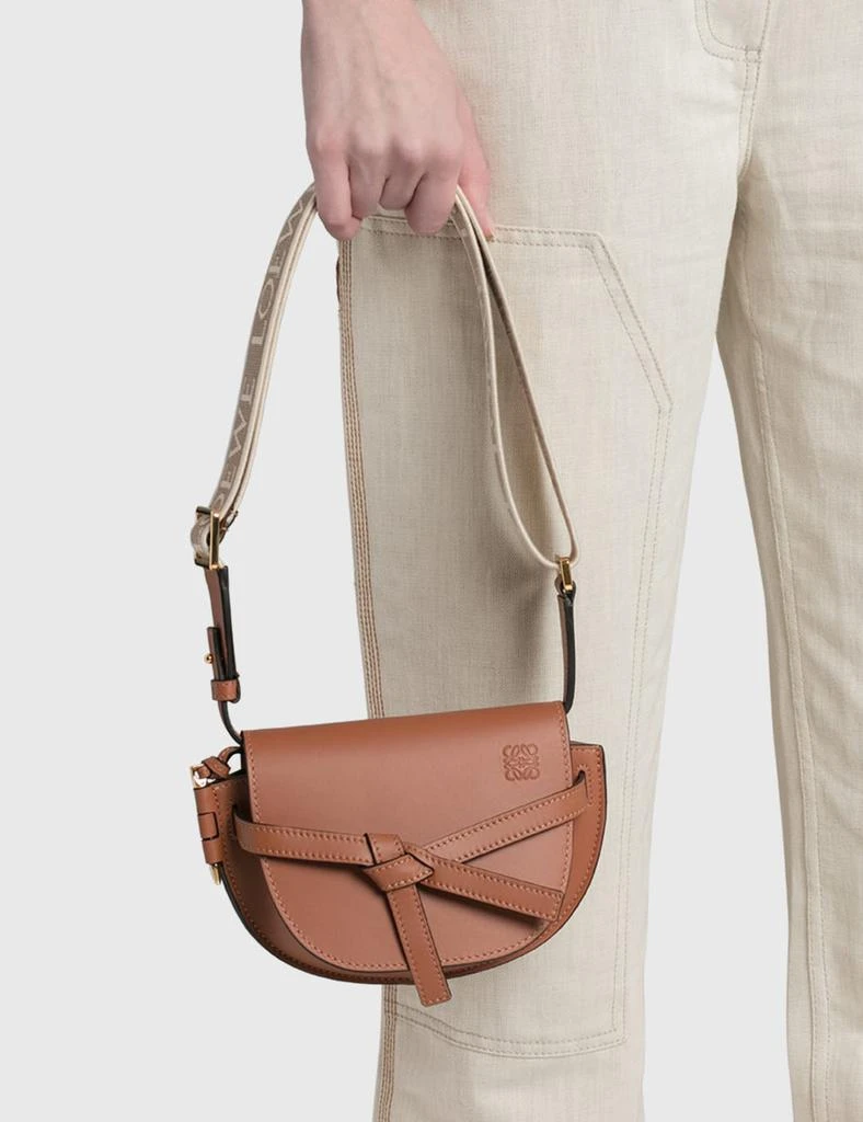 商品Loewe|Mini Gate Dual Bag,价格¥19576,第5张图片详细描述