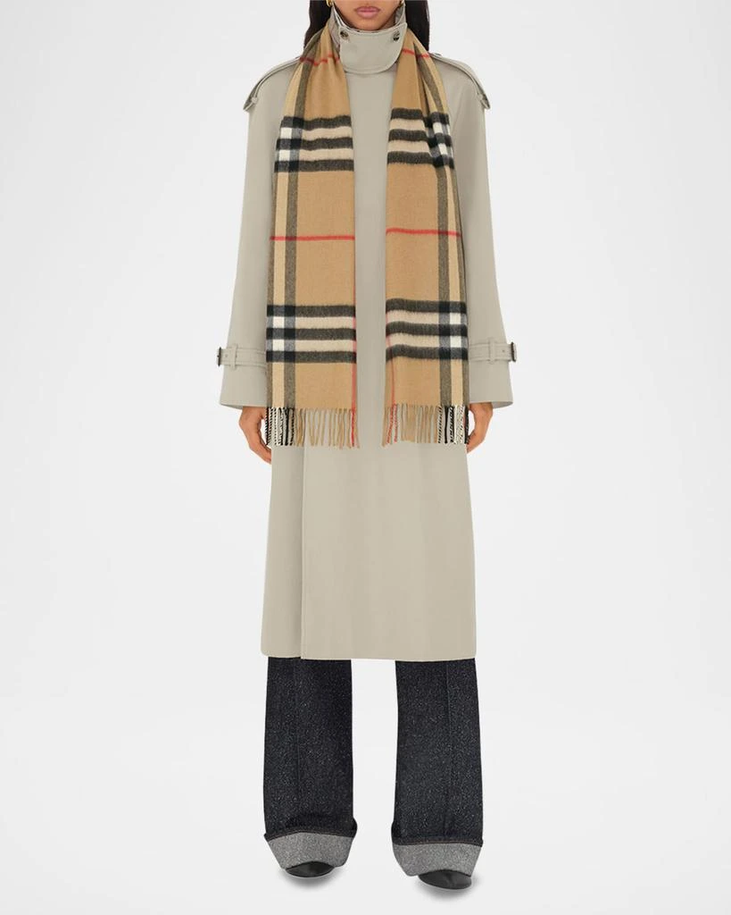 商品Burberry|Giant Check Cashmere Scarf,价格¥4864,第2张图片详细描述