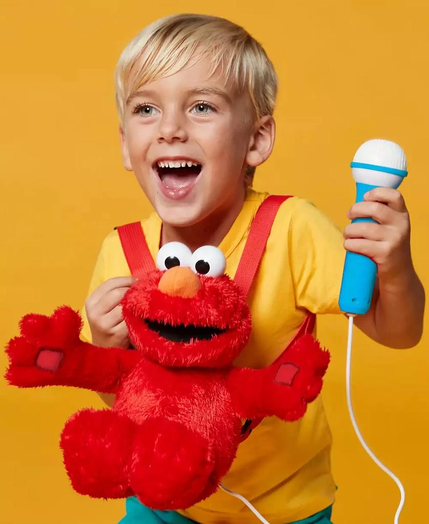 商品Singing Machine|Plush Toy Karaoke Backpack with Microphone, Speaker, Songs Sound Effects, Sesame Street Elmo,价格¥300,第5张图片详细描述