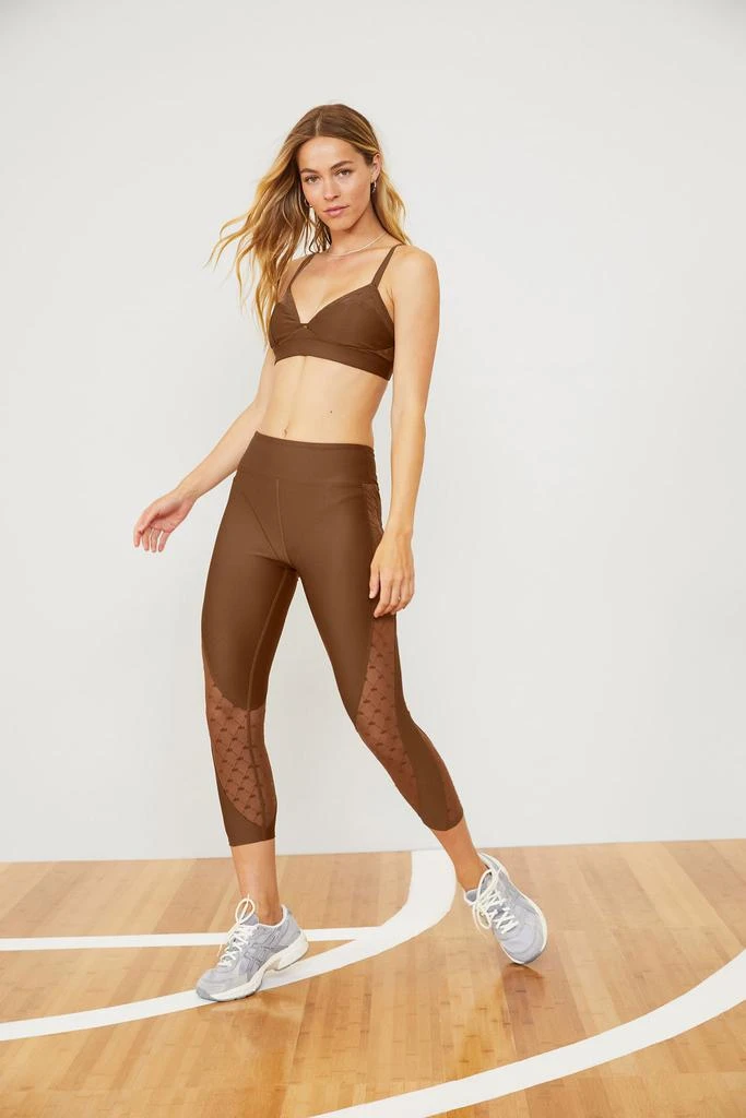商品Alo|Airlift Mesh High-Waist Celeste Capri - Cinnamon Brown,价格¥475,第1张图片