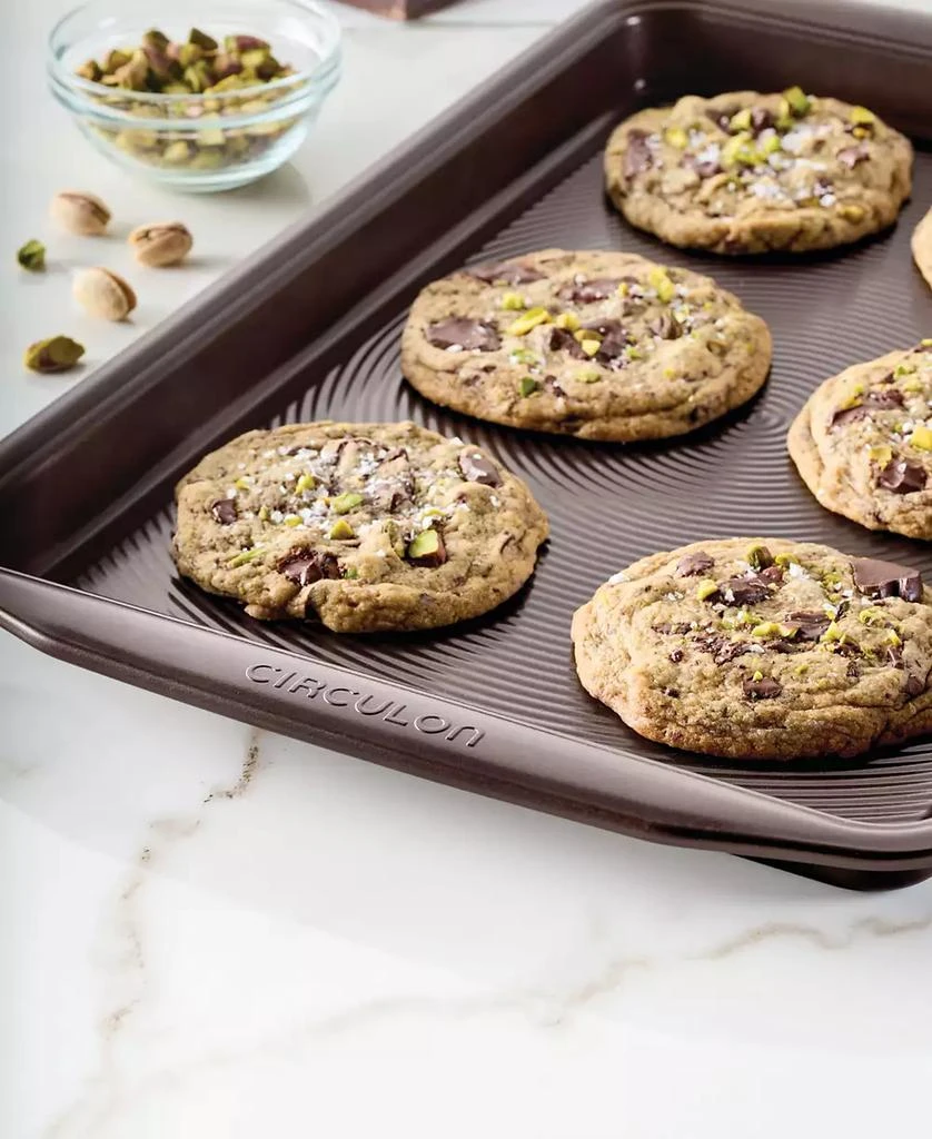 商品Circulon|Symmetry Nonstick Chocolate Brown 10" x 15" Cookie Pan,价格¥89,第5张图片详细描述