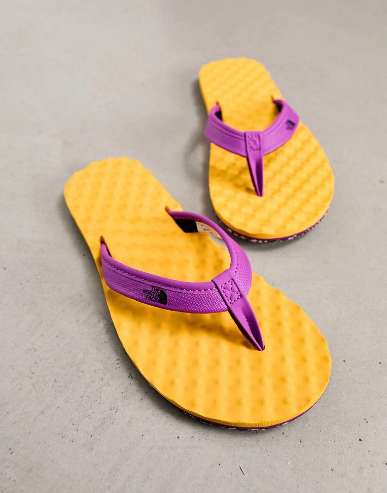 商品The North Face|The North Face Base Camp Mini II flip flops in yellow and purple,价格¥296,第2张图片详细描述