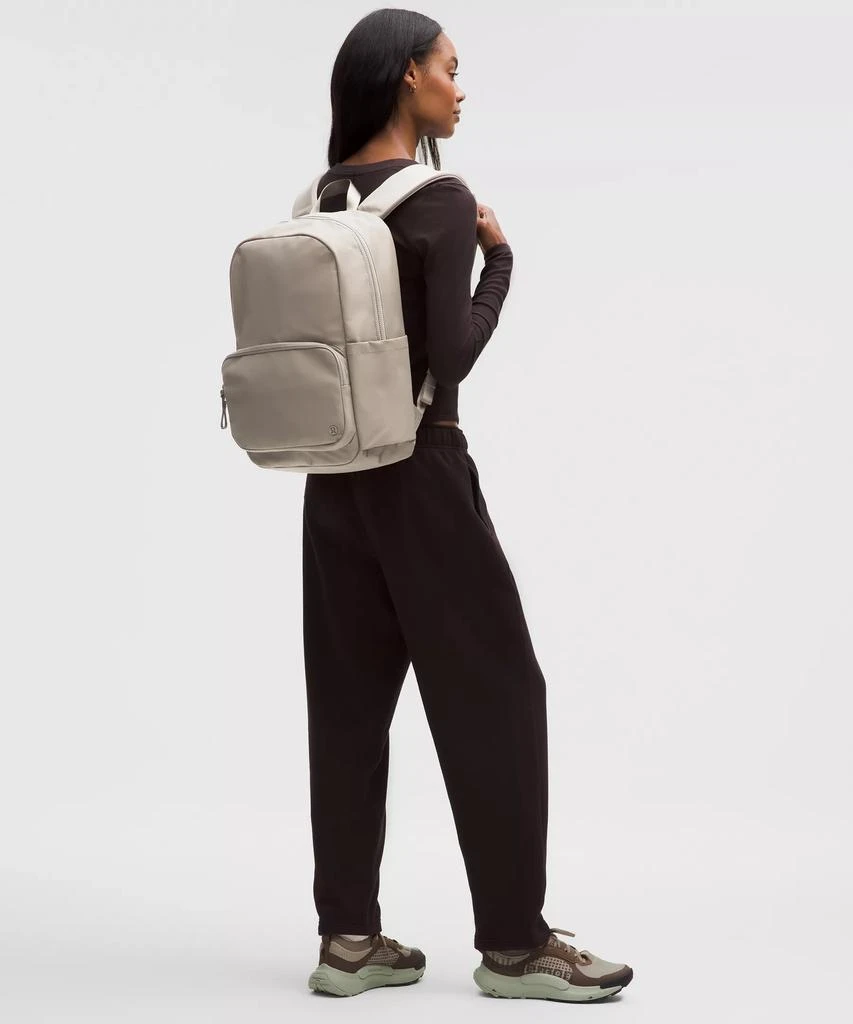 Everywhere Backpack 22L 商品