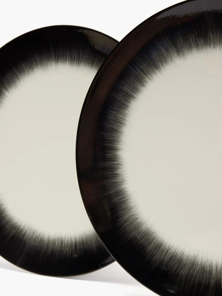 商品Serax|X Ann Demeulemeester set of two porcelain plates,价格¥1191,第3张图片详细描述