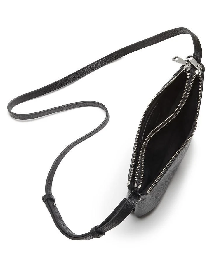 商品Marc Jacobs|The Standard Leather Crossbody,价格¥1439,第3张图片详细描述