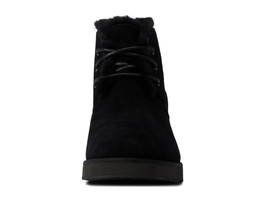 商品UGG|Classic Femme Lace Bootie,价格¥877,第2张图片详细描述