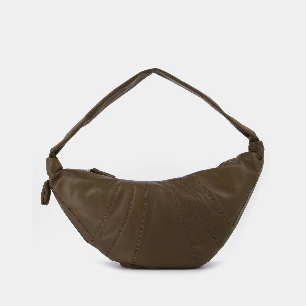 商品Lemaire|Large Croissant Bag in Green Leather,价格¥11713,第1张图片