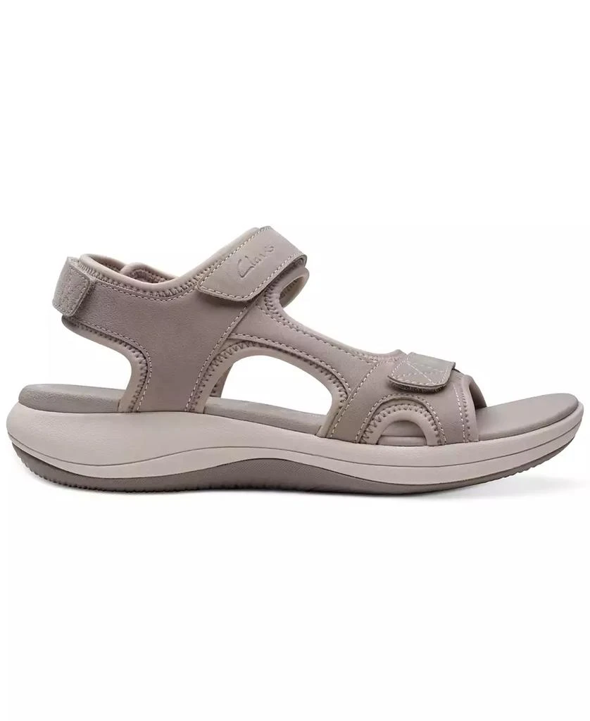 商品Clarks|Women's Cloudsteppers Mira Bay Strappy Sport Sandals,价格¥337,第2张图片详细描述