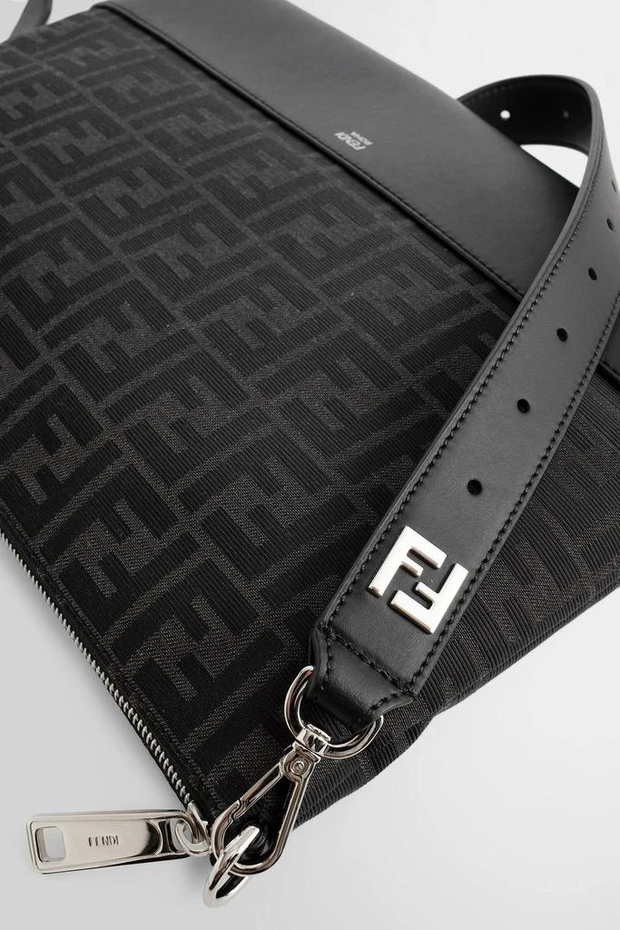 商品Fendi|Fendi FF Jacquard Medium Shoulder Bag,价格¥7639,第3张图片详细描述